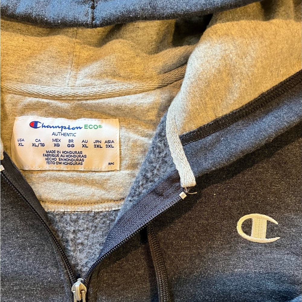 Champion ECO Authentic Full Zip Hoodie
Mens Size XL Gray Hooded Sweatshirt - Picture 3 of 5